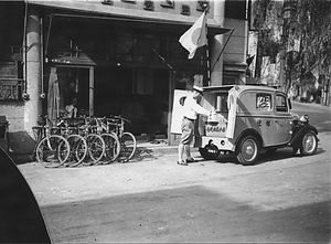 郵便小包の配達(日本橋局)