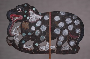 影絵芝居人形 ワヤン・クリ（ガジャ）