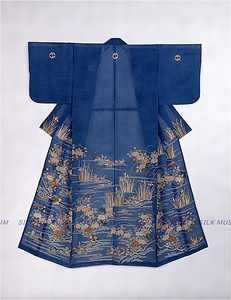 単衣　納戸色絽地牡丹菖蒲水草に鴛鴦模様刺繍