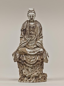 観音菩薩坐像