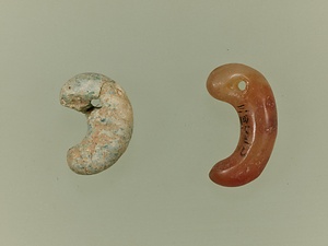 瑪瑙勾玉・硬玉勾玉