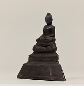 仏陀坐像 ぶっだざぞう