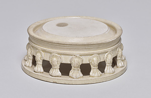 白磁円硯