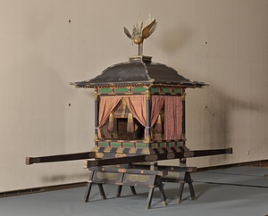 鳳輦