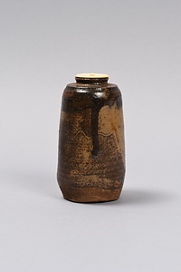 織部茶入