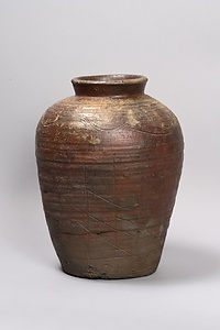胡麻釉壺