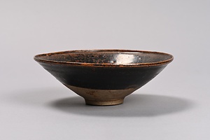 黒褐釉碗