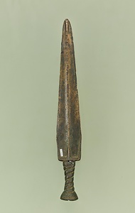 山字形格剣