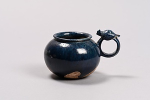 藍釉杯