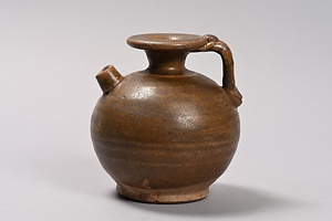 黒褐釉水注