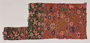 紅紫黒段草花鳥獣文様緙絲