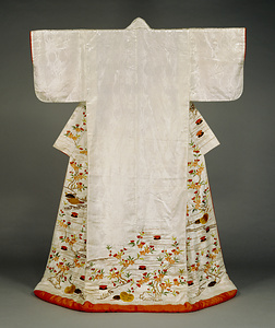 掻取 白綸子地桃樹曲水の宴模様