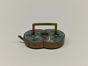 瓢瓶形南天樹文七宝水滴