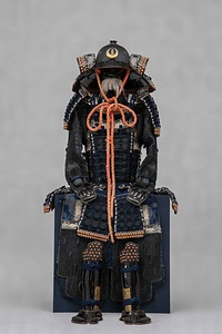 紺糸威五枚胴具足兜付