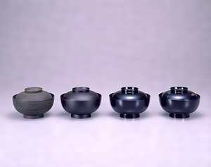 輪島塗煮物椀制作工程見本 わじまぬりにものわんせいさくこうていみほん