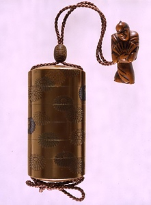 菊花散蒔絵印籠