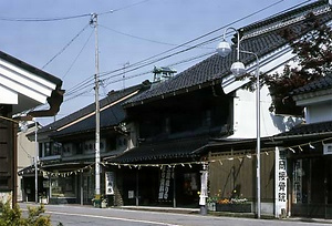 高岡市山町筋（商家町　富山） たかおかし　やまちょうすじ（しょうかまち　とやま）