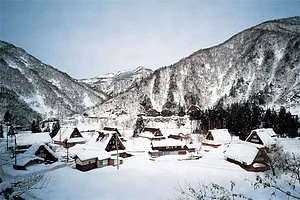 南砺市菅沼（山村集落　富山） なんとし　すがぬま（さんそんしゅうらく　とやま）