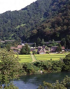 南砺市菅沼（山村集落　富山） なんとし　すがぬま（さんそんしゅうらく　とやま）