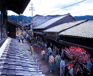 恵那市岩村町本通り（商家町　岐阜） えなし　いわむらちょう　ほんどおり（しょうかまち　ぎふ）