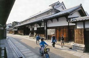 富田林市富田林（寺内町・在郷町　大阪） とんだばやしし　とんだばやし（じないまち・ざいごうまち　おおさか）