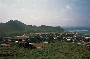 渡名喜村渡名喜島（島の農村集落　沖縄） となきそん　となきじま（しまののうそんしゅうらく　おきなわ）