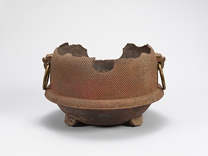 霰地真形釜欠風炉 あられじしんなりがまかけふろ