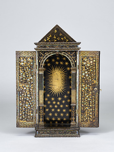 花鳥蒔絵螺鈿聖龕