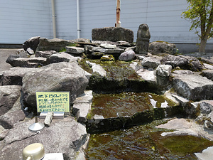 マルエの井戸