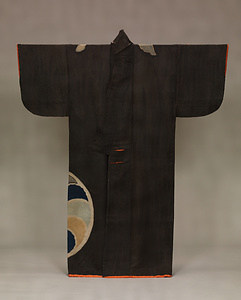 蝶捻花模様小袖 ちょうねじばなもようこそで