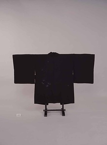 黒絵羽織