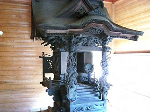 八宮神社社殿及び青麻三光宮本殿　付　棟札四枚 やみやじんじゃしゃでんおよびあおそさんこうぐうほんでん　つけたり　むなふだよんまい
