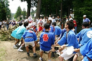 関山の仮山伏の棒遣いと柱松行事 せきやまのかりやまぶしのぼうづかいとはしらまつぎょうじ