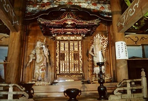 等妙寺観音堂　附厨子 とうみょうじかんのんどう　つけたりずし