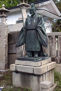 青銅随神像