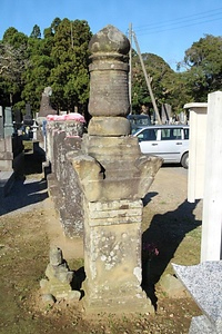 来迎寺宝篋印塔 らいこうじほうきょういんとう
