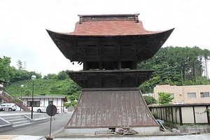 保福寺の山門と鐘楼 ほうふくじのさんもんとしょうろう
