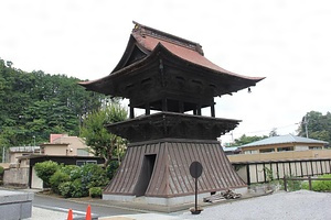 保福寺の山門と鐘楼 ほうふくじのさんもんとしょうろう