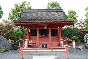 総持寺 本堂 薬師金堂 仁王門 如来荒神堂 宝蔵 鎮守社 東門 庫裏 鐘楼 附 棟札(薬師金堂) 宮殿形厨子（本堂 薬師金堂） そうじじ ほんどう やくしこんどう におうもん にょらいこうじんどう ほうぞう ちんじゅしゃ ひがしもん くり しょうろう つけたり むなふだ（やくしこんどう） きゅうでんがたずし（ほんどう やくしこんどう）