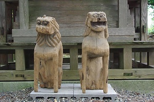 吹咳権現神社資料（祭神像・絵馬・狛犬） しゃぶきごんげんじんじゃしりょう（さいじんぞう・えま・こまいぬ）