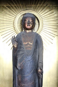 西方寺　木造　阿弥陀如来立像<br />
 さいほうじ もくぞう あみだにょらいりゅうぞう