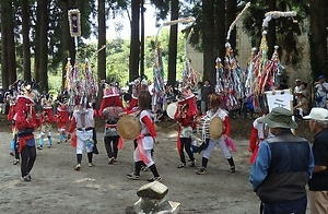 元村楽太鼓踊（諏訪神社例祭に伴う芸能） もとむらがくたいこおどり（すわじんじゃれいさいにともなうげいのう）