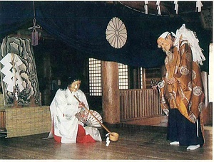 戸隠神社太々神楽 とがくしじんじゃだいだいかぐら