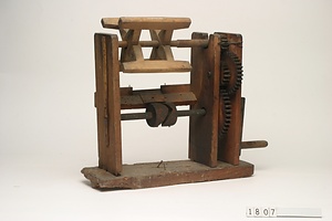 1807 座繰