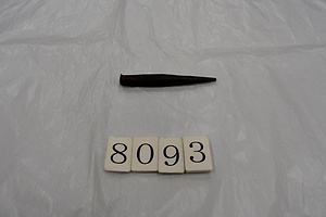 8093 センター・ポンチ