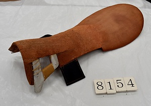 8154 馬具部品