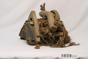 1614 小荷駄鞍