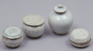 鞍馬寺経塚 青白磁合子