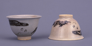 鴻池家伝来永楽関係資料 銹絵山水文猪口
