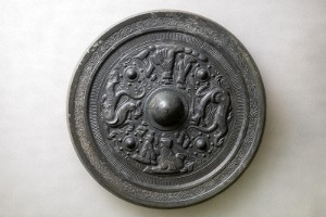 神人龍虎画象鏡